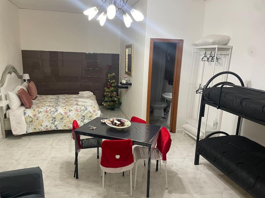 Emyesabi Appartement Napels Buitenkant foto